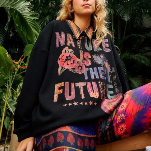 FARM Rio Tops - New Farm Rio Nature Is The Future Oversized Sweatshirt Black Size Small